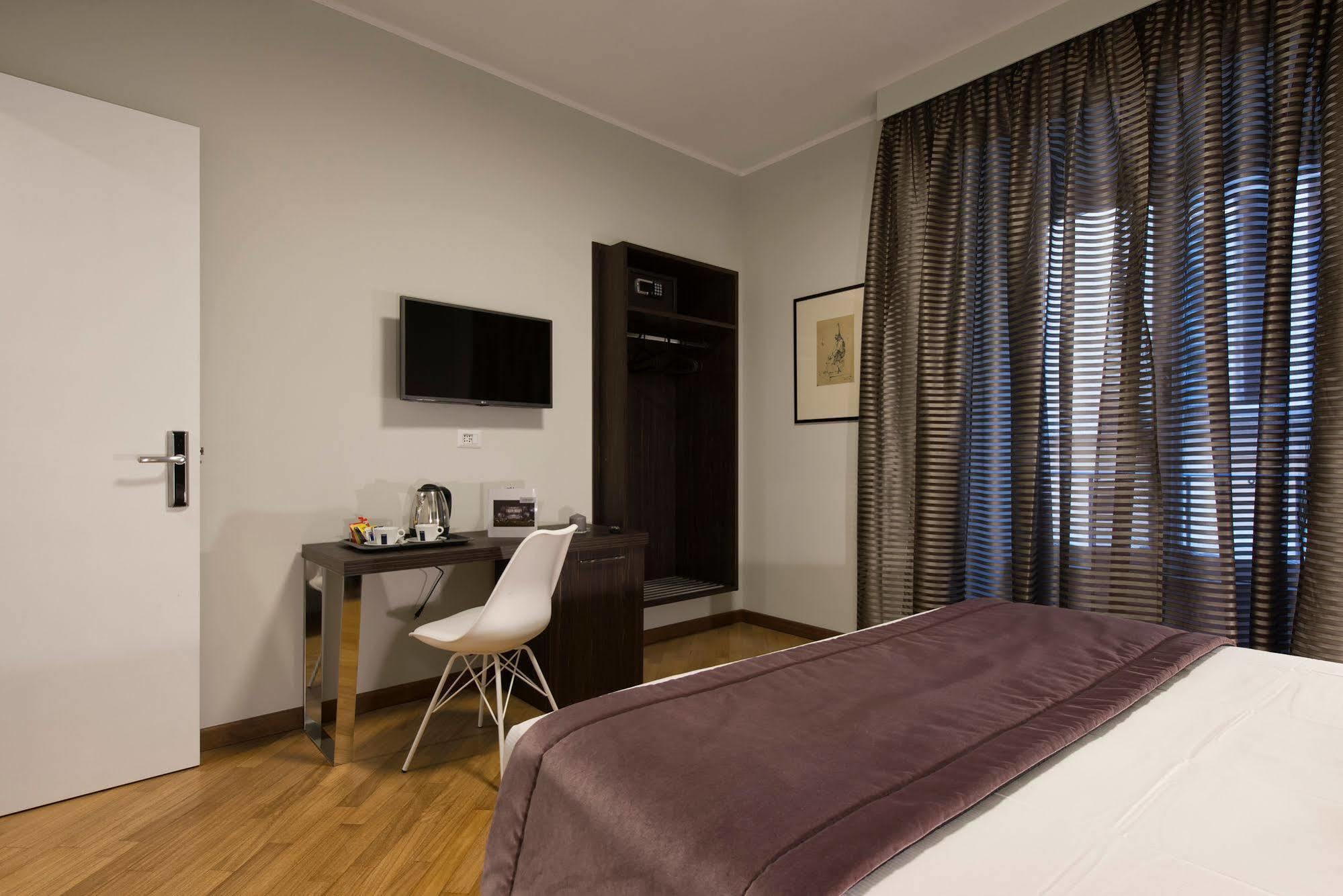 Navona Theatre Hotel Roma Esterno foto