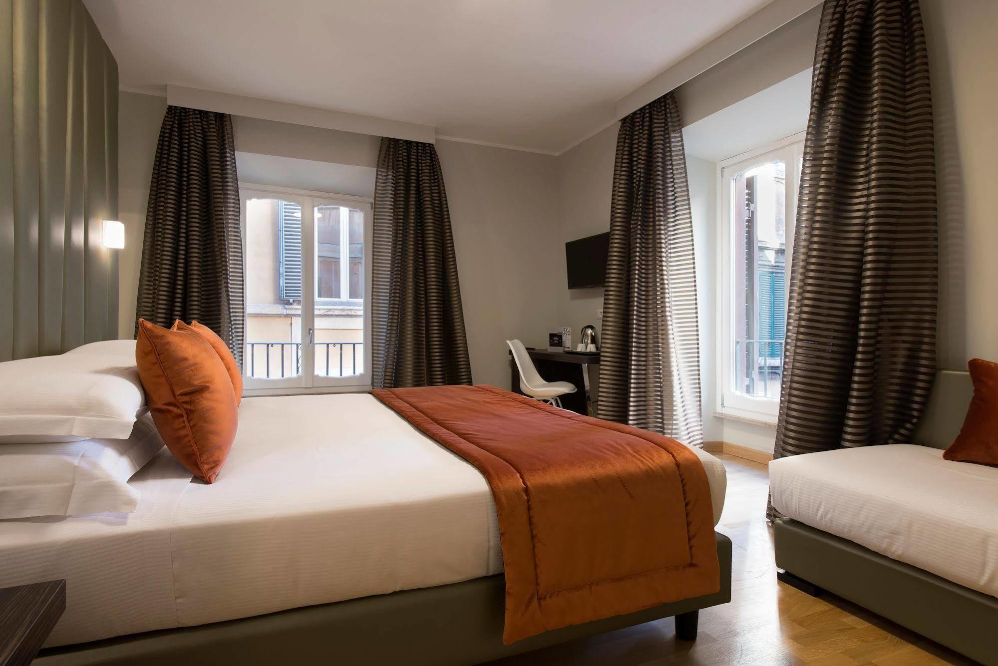 Navona Theatre Hotel Roma Esterno foto